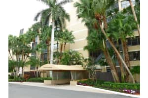 16300 Golf Club Rd 504, Weston