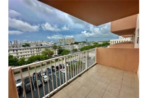 2200 E Hallandale Beach Blvd 611, Hallandale Beach, FL 33009 - MLS#A11871034