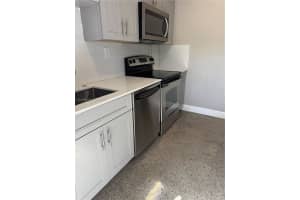 521 20th N St B, Fort Pierce, FL 34950 - MLS#A11871039