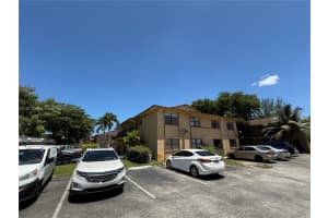 2530 W 67th Pl 23-29, Hialeah