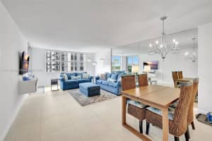 3015 N Ocean Blvd 5B, Fort Lauderdale, FL 33308 Sold 11/18/25