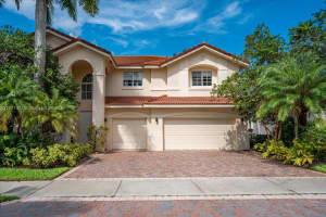 2547 Hunters Run Way Weston, FL 33327 - MLS#A11871072