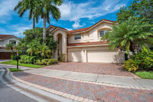 2547 Hunters Run Way Weston, FL 33327 - MLS#A11871072