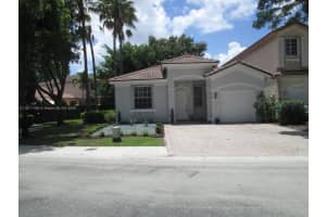 6672 Nw 107th Ct, Doral