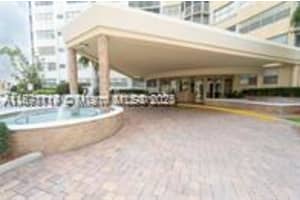 100 Golden Isles Dr 809, Hallandale Beach