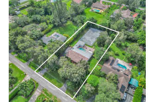 11300 Shady Lane, Plantation, FL 33325 - MLS#A11871136