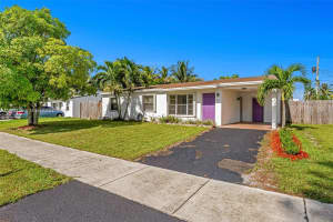 1601 SW 68th Ter, North Lauderdale, FL 33068 - MLS#A11871155
