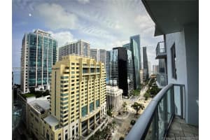 1060 Brickell Ave 1905, Miami