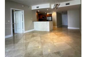 1060 Brickell Ave 1905, Miami, FL 33131 - MLS#A11871259