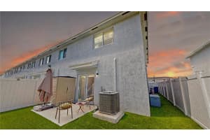 1061 NW 4th Ter, Florida City, FL 33034 - MLS#A11871263