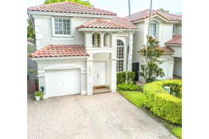 10914 NW 70th St 0, Doral, FL 33178 - MLS#A11871305