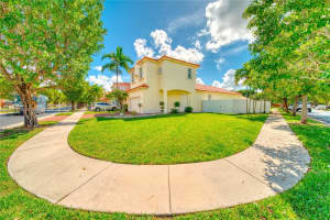 2101 NE 37th Ter, Homestead, FL 33033 - MLS#A11871343