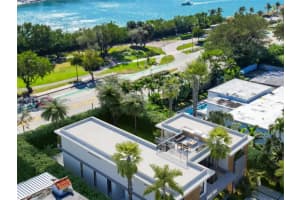 910 N Venetian Dr, Miami Beach, FL 33139 - MLS#A11871377