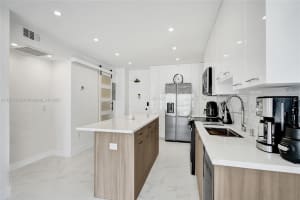 1985 S Ocean Dr 11L, Hallandale Beach, FL 33009 - MLS#A11871388