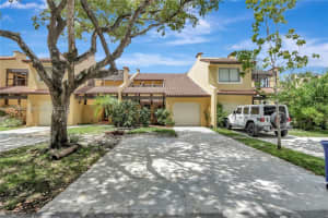 9845 Costa Del Sol Blvd B-103, Doral