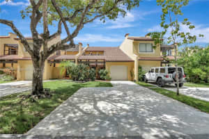 9845 Costa Del Sol Blvd B-103, Doral, FL 33178 - MLS#A11871396