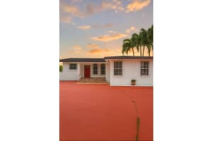 375 E Okeechobee Rd, Hialeah, FL 33010 Sold 06/10/26