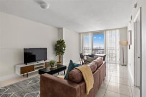 1750 N Bayshore Dr 1811, Miami, FL 33132 - MLS#A11871428