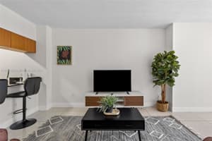 1750 N Bayshore Dr 1811, Miami, FL 33132 - MLS#A11871428