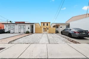 7445 W 16th Ave, Hialeah, FL 33014 - MLS#A11871433
