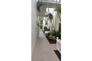 20200 W Country Club Dr 104, Aventura, FL 33180 - MLS#A11871440