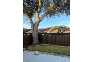 1571 NW 98th Way 1571, Pembroke Pines, FL 33024 - MLS#A11871446