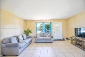 250 SW Homeland Rd, Port St Lucie, FL 34953 - MLS#A11871451