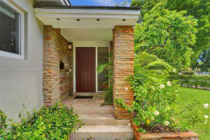 5620 Alhambra Cir, Coral Gables, FL 33146 - MLS#A11871455