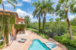 104 Paloma Dr, Coral Gables, FL 33143 - MLS#A11871485
