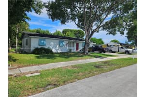 1701 NW 13th Ave, Homestead, FL 33030 - MLS#A11871500