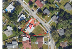 15600 NW 157th St Rd, Miami Gardens, FL 33054 - MLS#A11871524