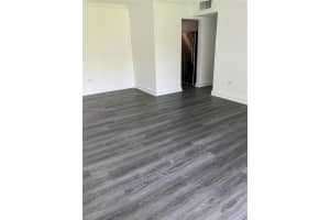 7256 SW 94th Pl A1, Miami, FL 33173 Sold 12/29/25