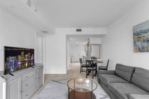121 NE 34th St L301, Miami, FL 33137 - MLS#A11871560