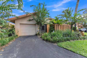 5405 Stonybrook Dr, Boynton Beach