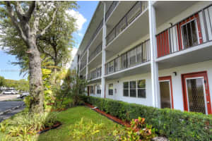 1401 SW 134th Way 402C, Pembroke Pines, FL 33027 - MLS#A11871594