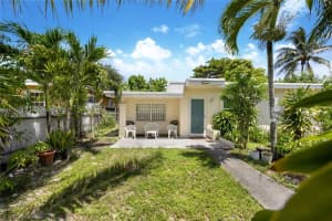 1381 Ne 154th St, North Miami Beach