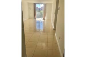 8100 Byron Ave 509, Miami Beach, FL 33141 - MLS#A11871654