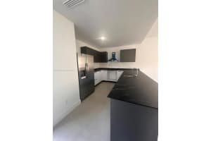 538 NW 17th Ave, Fort Lauderdale, FL 33311 - MLS#A11871655