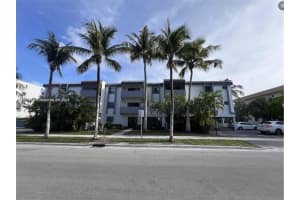 3582 NE 171st St 201, North Miami Beach, FL 33160 - MLS#A11871683
