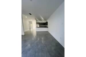 2421 NW 23rd Ln, Fort Lauderdale, FL 33311 - MLS#A11871686