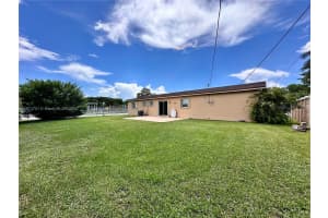 1145 SW 96th Ave, Miami, FL 33174 - MLS#A11871701