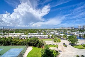 2500 Parkview Dr 911, Hallandale Beach, FL 33009 - MLS#A11871733