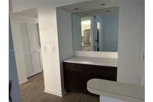7735 Nw 79th Ave 214, Tamarac