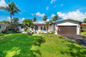 1770 Nw 106th Ave, Pembroke Pines