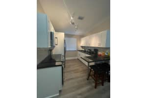 8017 Lake Dr 202, Doral, FL 33166 - MLS#A11871787