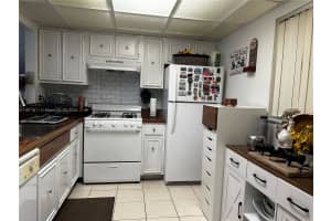 17901 NW 68th Ave S202, Hialeah, FL 33015 - MLS#A11871811
