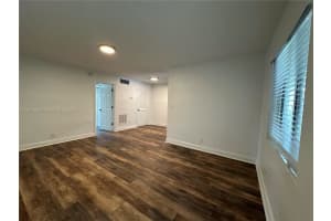 110 NE 19th Ave 16, Deerfield Beach, FL 33441 - MLS#A11871826