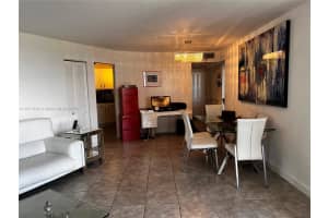 400 Leslie Dr 811, Hallandale Beach, FL 33009 - MLS#A11871828