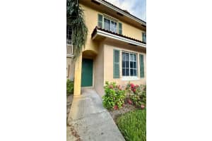 1976 SW 60th Ter 1976, North Lauderdale, FL 33068 - MLS#A11871832
