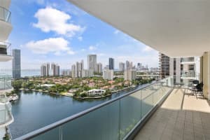 19707 Turnberry Way 22f, Aventura
